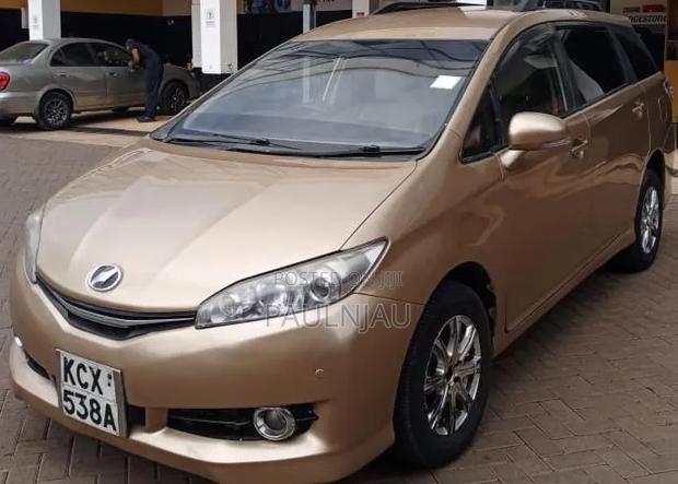 Toyota Wish 2012