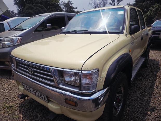 Toyota Hilux 2.5 Cab 2005