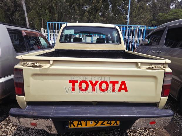 Toyota Hilux 2.5 Cab 2005