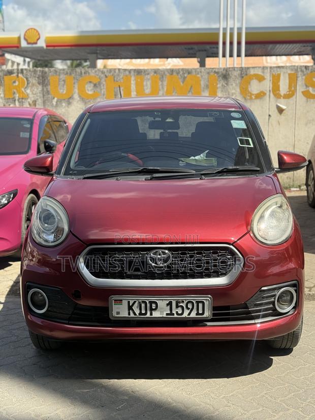 Toyota Passo 1.0 FWD 2017 Red