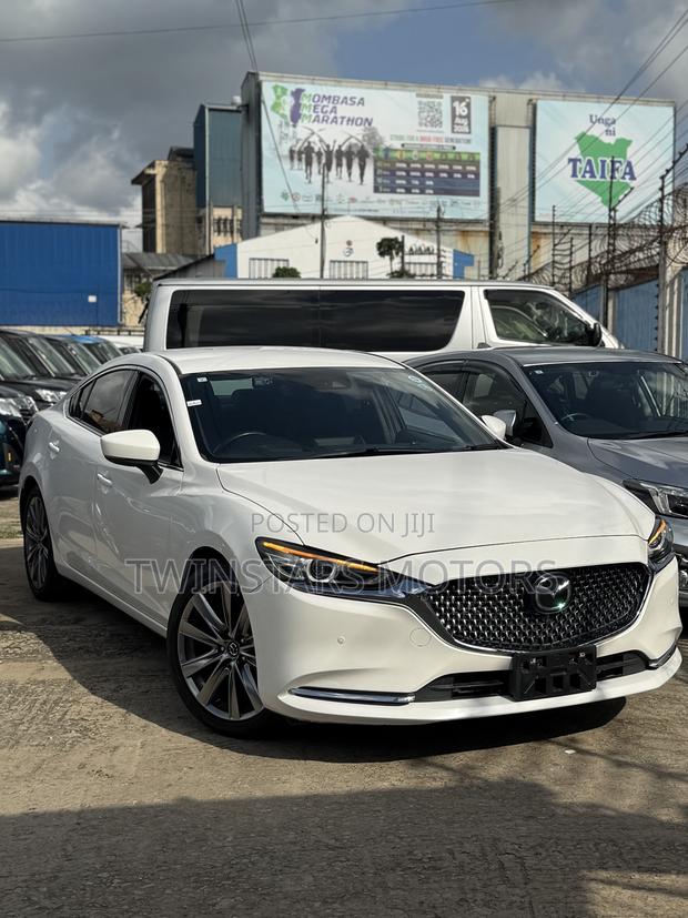 Mazda Atenza 2019 White
