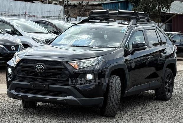 Toyota RAV4 2021 Black