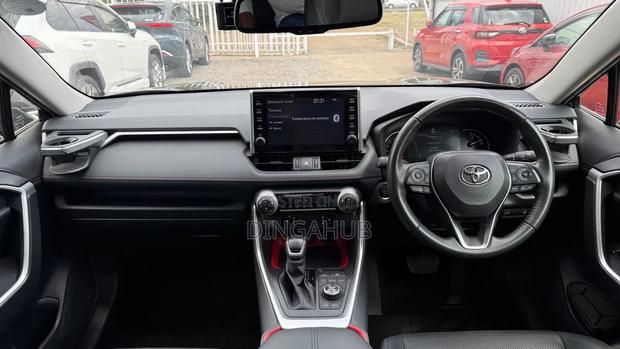 Toyota RAV4 2021 Black