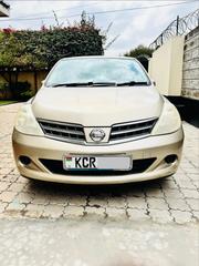 Nissan Tiida 2011 Gold for sale