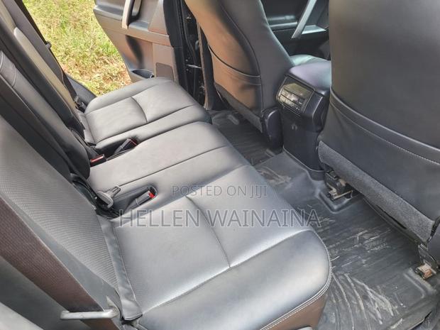 Toyota Land Cruiser 2017 Black