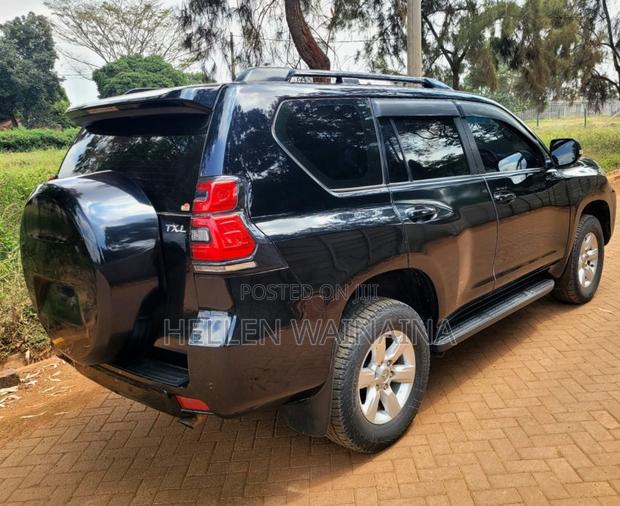 Toyota Land Cruiser 2017 Black
