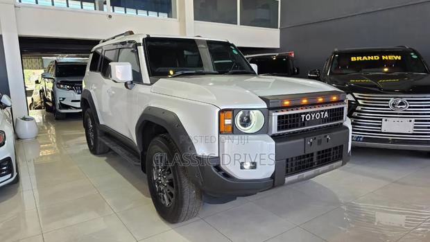 Toyota Land Cruiser Prado 2024 Teal