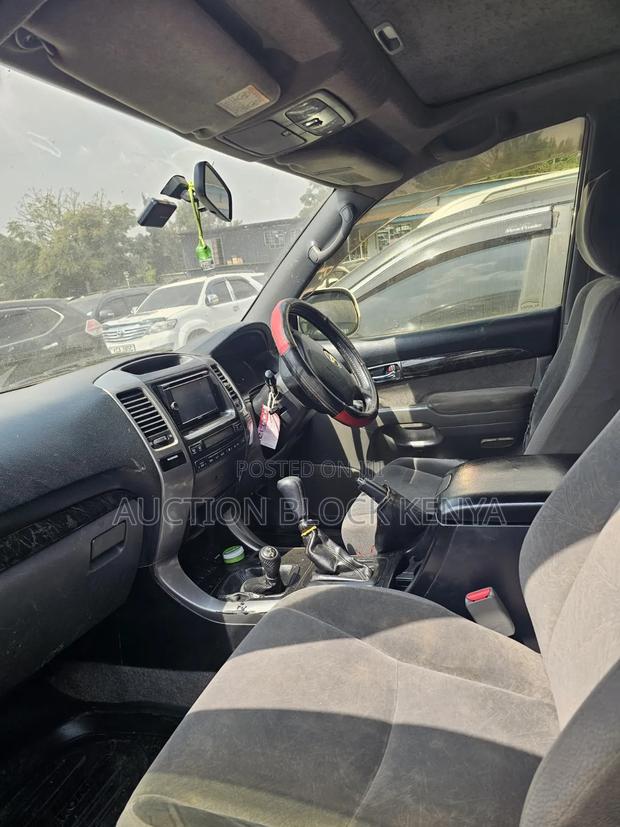 Toyota Land Cruiser Prado 2008 White