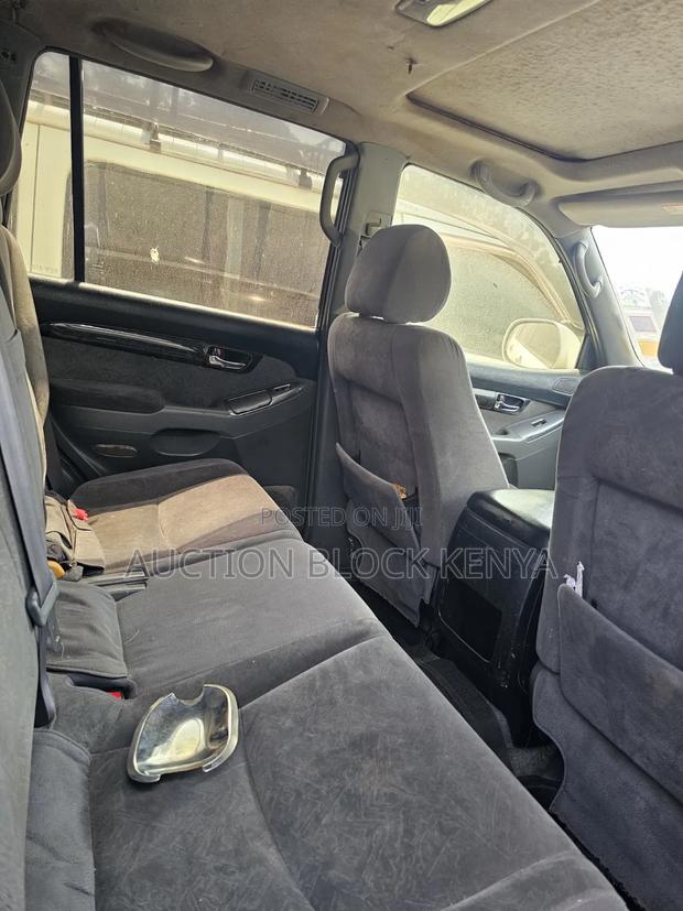 Toyota Land Cruiser Prado 2008 White