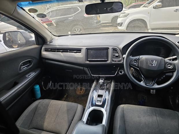 Honda Vezel 2019 Black