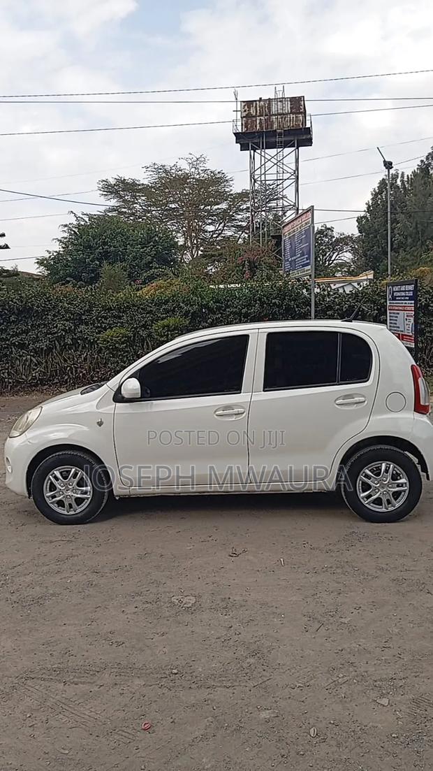Toyota Passo 2014 Off white
