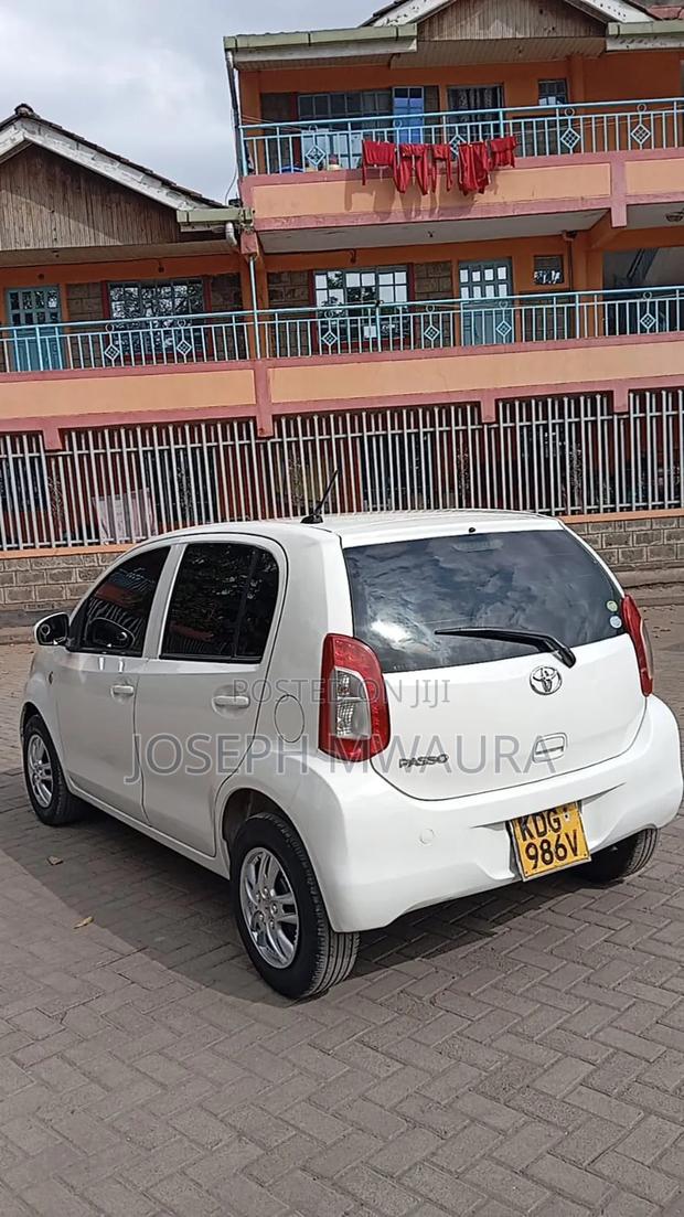 Toyota Passo 2014 Off white