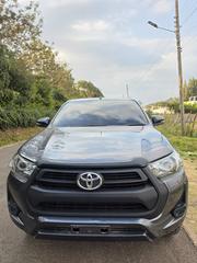 Toyota Hilux 2023 Gray for sale