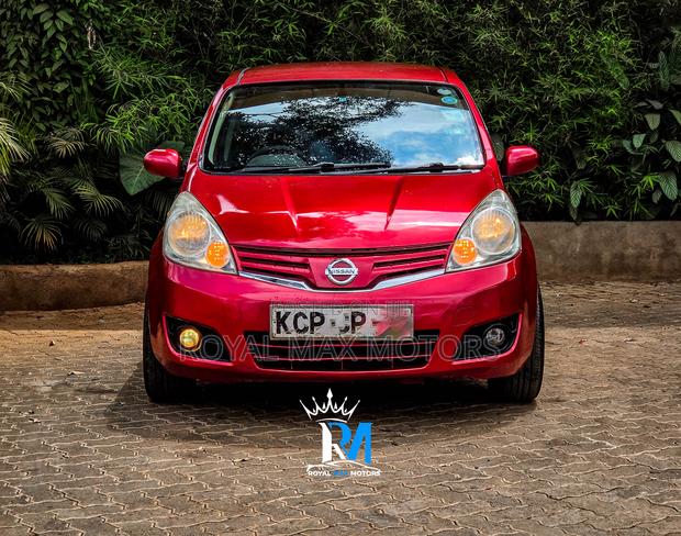 Nissan Note 2010 Red