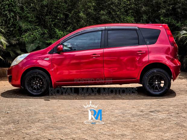 Nissan Note 2010 Red