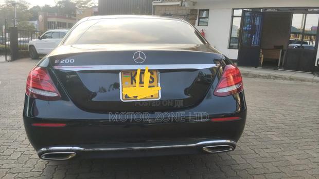 Mercedes-Benz E200 2018 Black