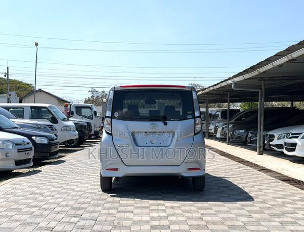 Toyota Tank 2019 Silver
