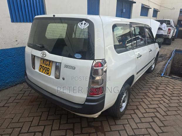 Toyota Succeed 2013 White