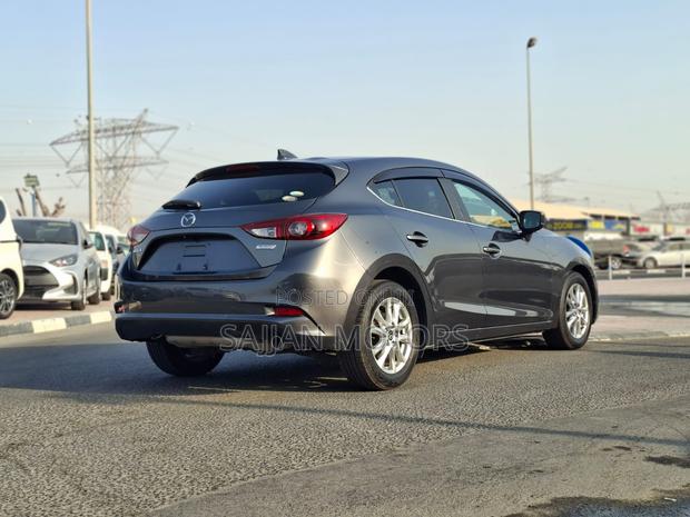 Mazda Axela 2019 Gray