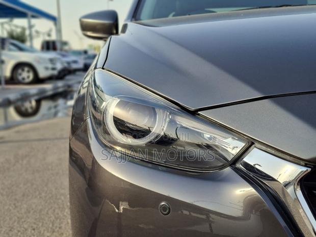 Mazda Axela 2019 Gray