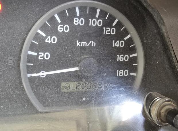 Toyota Land Cruiser 2011 White