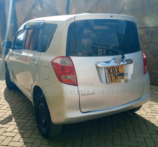 Toyota Ractis 2007 Silver