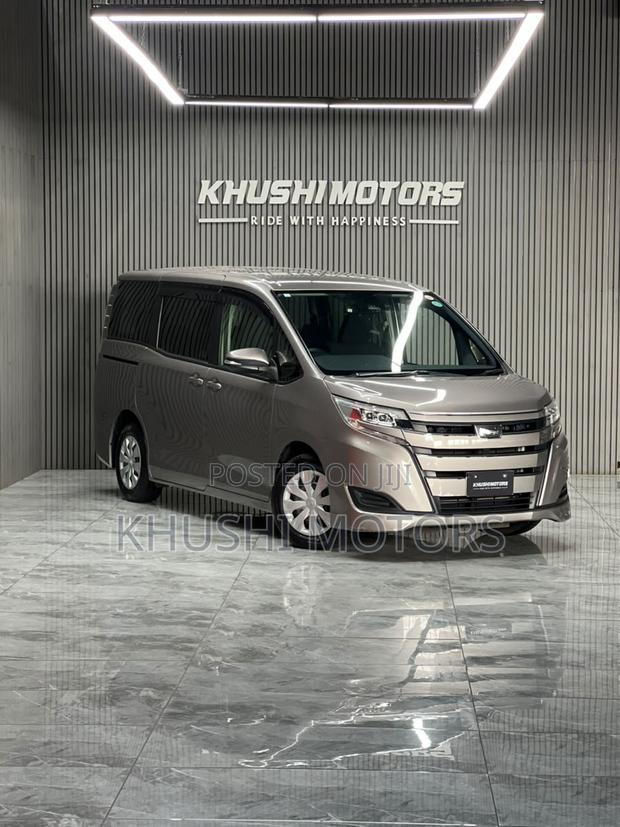 Toyota Noah 2019 Brown
