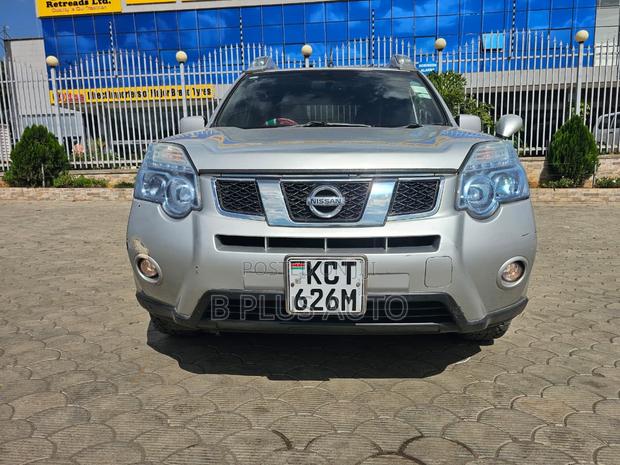 Nissan X-Trail 2012 Silver