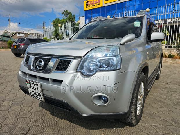 Nissan X-Trail 2012 Silver