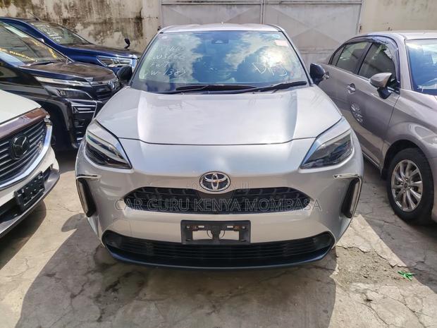 Toyota Yaris 2020 Silver