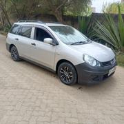 Nissan Advan 2015 Silver for sale