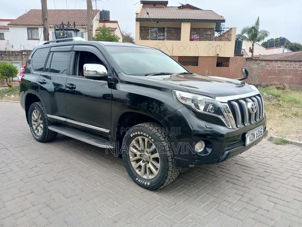 Toyota Land Cruiser Prado 2.8 2017 Black
