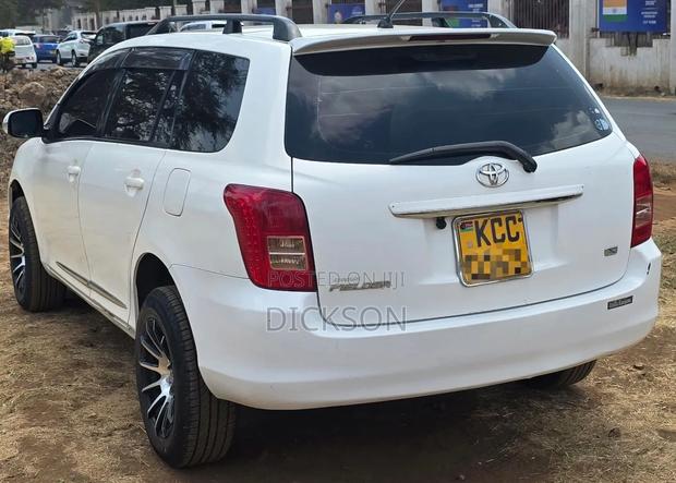 Toyota Corolla Fielder 2008 White