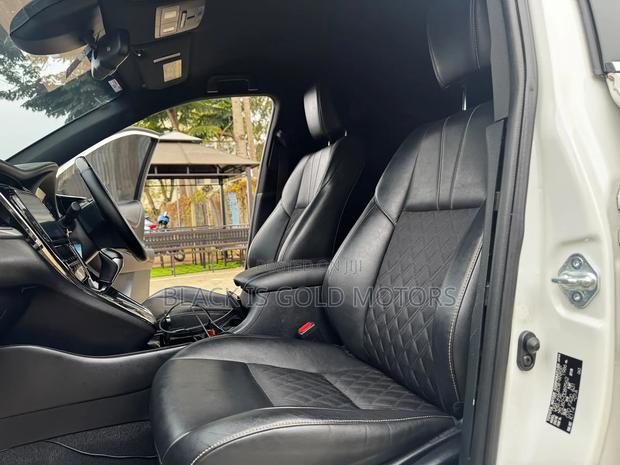 Toyota Harrier 2016 White