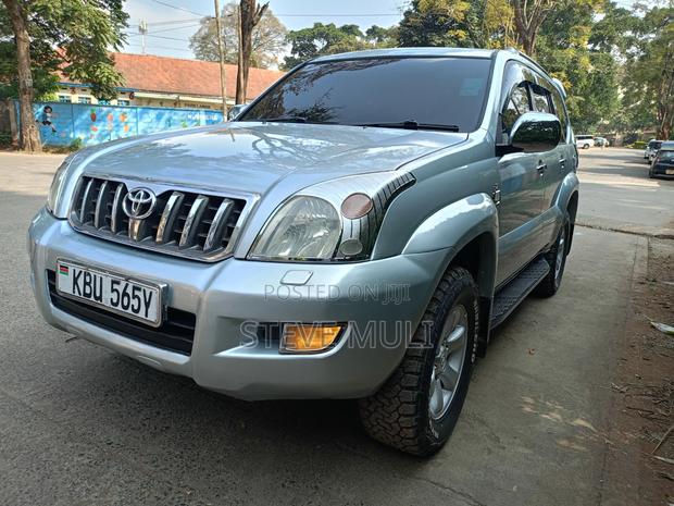 Toyota Land Cruiser Prado 2005 Silver