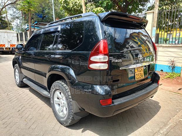 Toyota Land Cruiser Prado 2009 Black