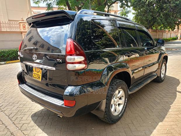 Toyota Land Cruiser Prado 2009 Black