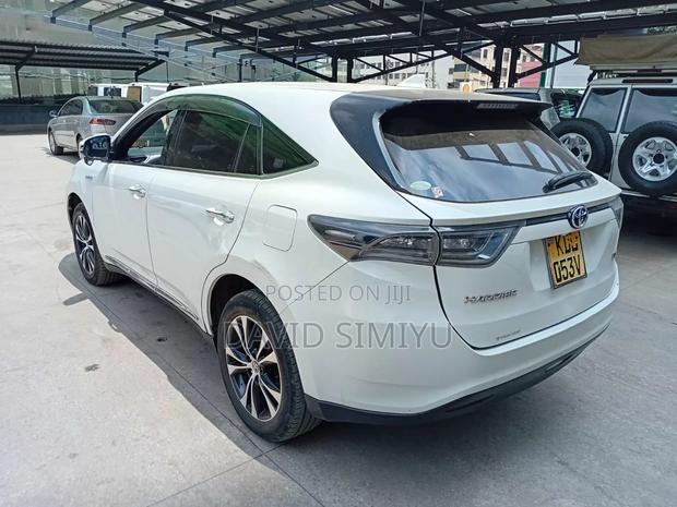 Toyota Harrier 2016 White