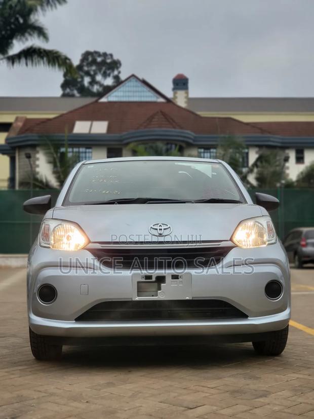 Toyota Passo 2019 Silver
