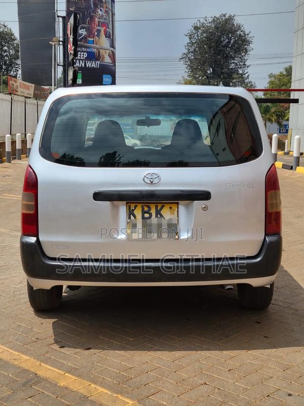Toyota Probox 2002 Silver