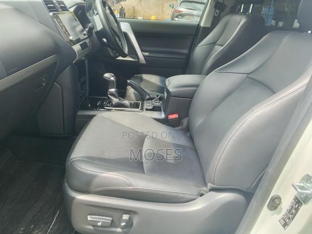 Toyota Land Cruiser Prado 2021 White