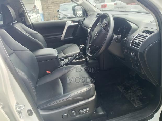 Toyota Land Cruiser Prado 2021 White