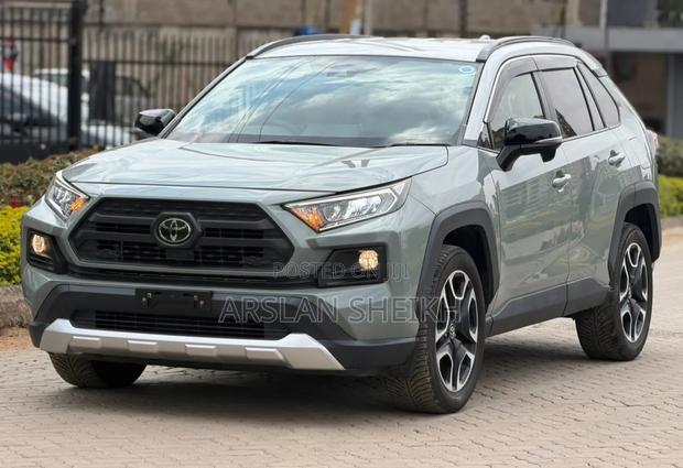 Toyota RAV4 2020 Teal