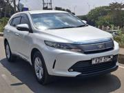 Toyota Harrier 2019 White for sale