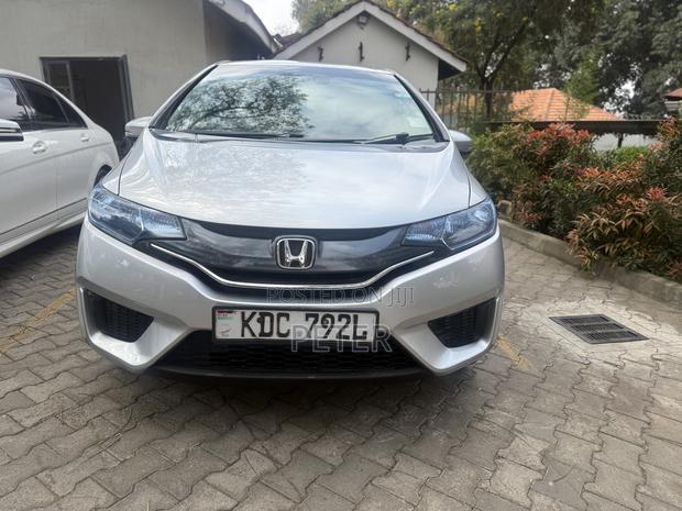Honda Fit 2015 Silver