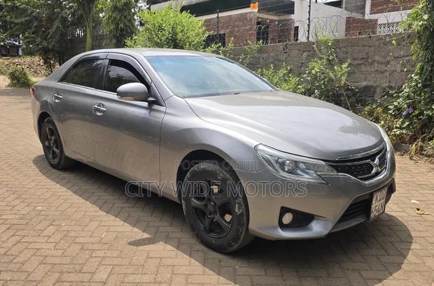 Toyota Mark X 2014 Gray