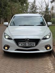 Mazda Axela SV Premium 2014 White for sale