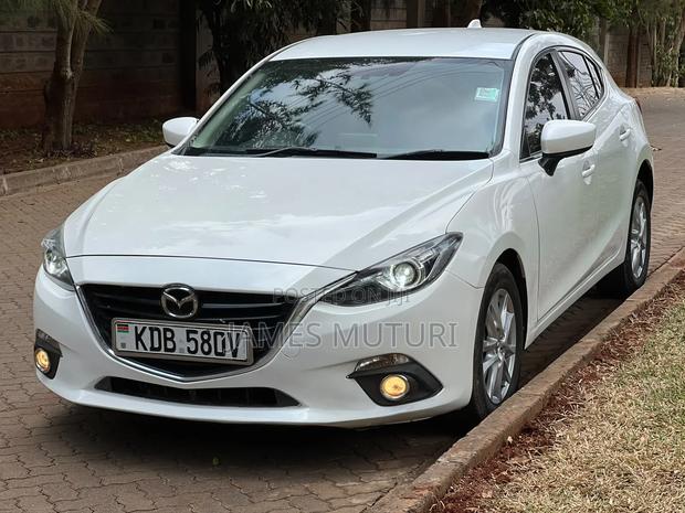 Mazda Axela SV Premium 2014 White