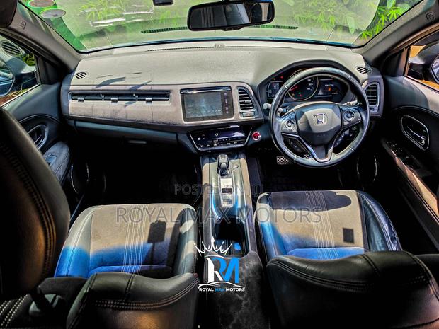 Honda Vezel 2019 Black