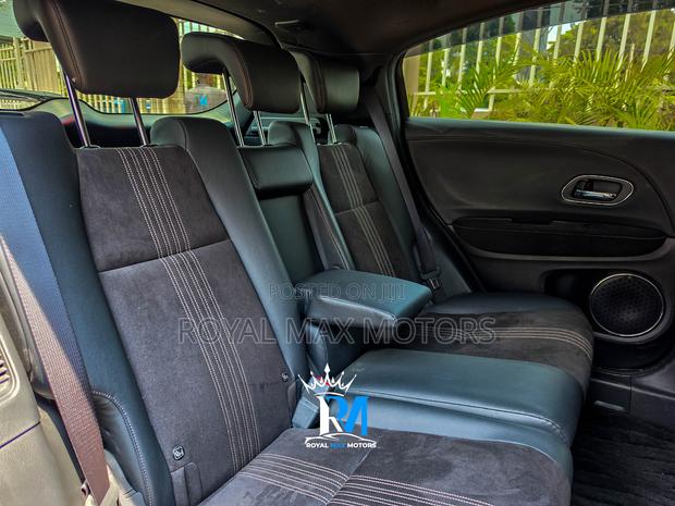 Honda Vezel 2019 Black